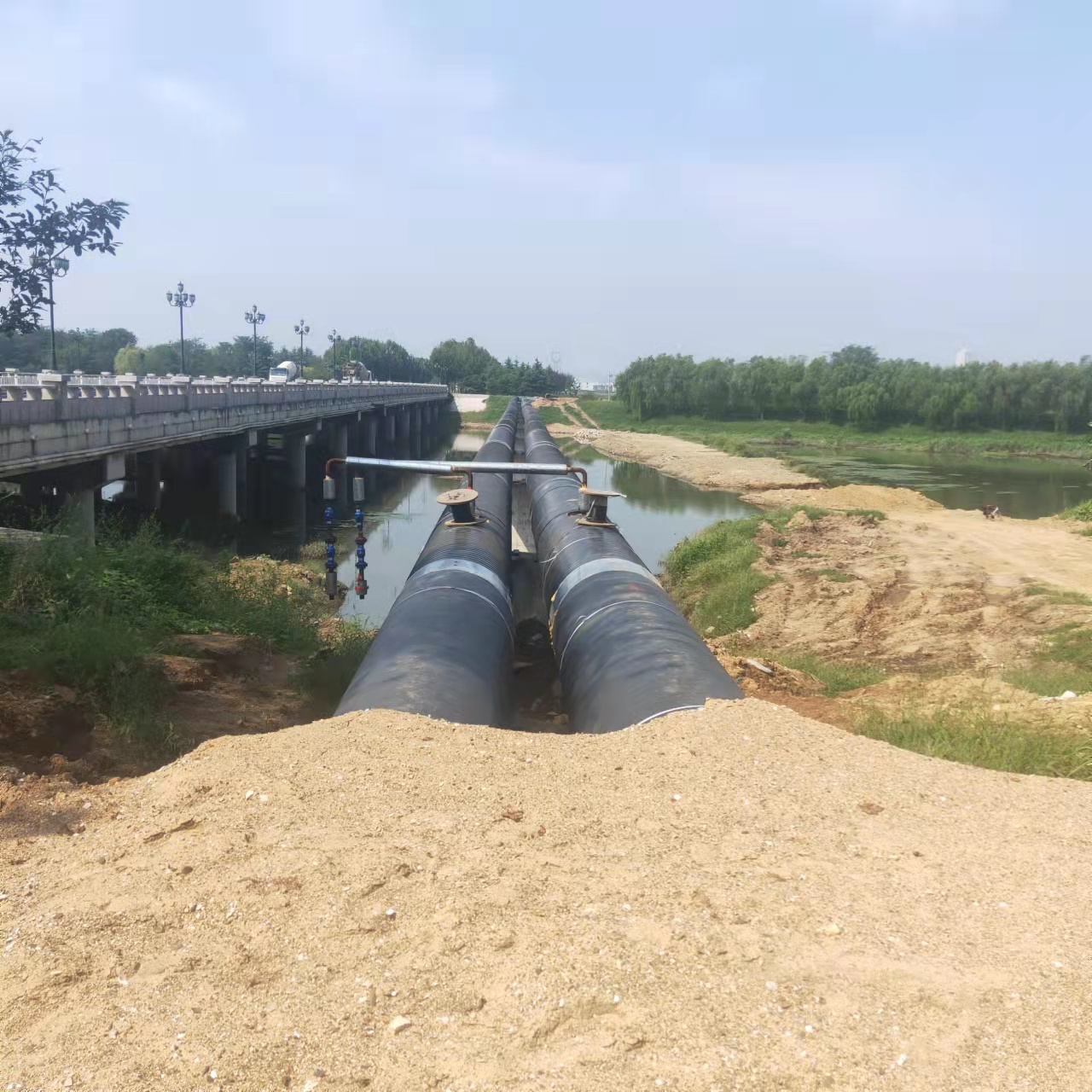 张家界西气东输顶管施工输油管道清洗